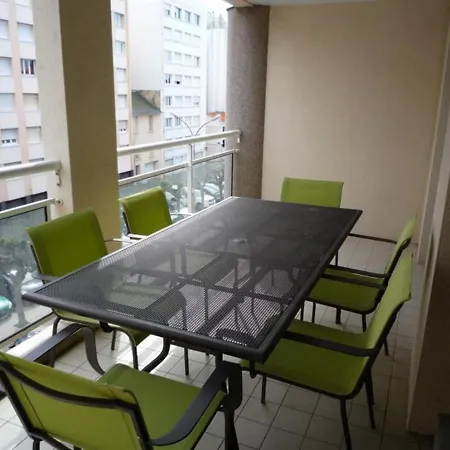 Moderne Avec Terrasse A 100m De La Des Sables-d'olonne - Fr-1-197-405 *
